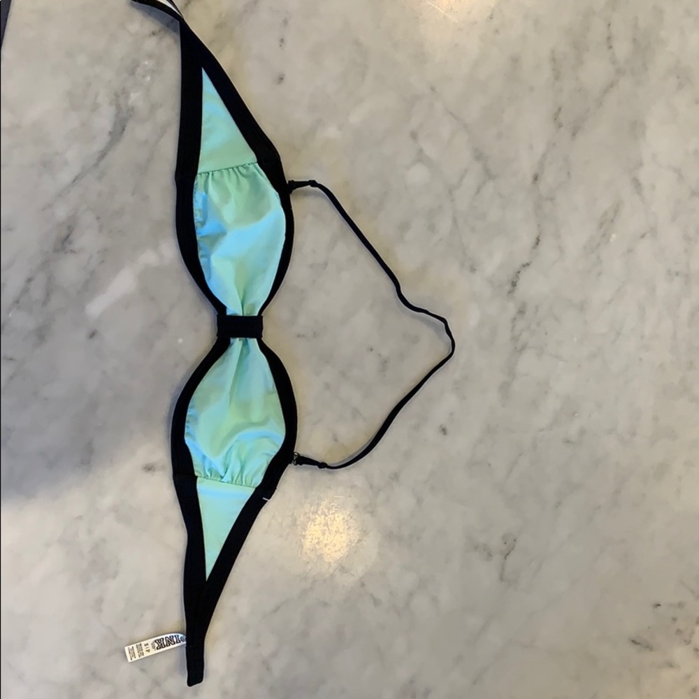 Bikini top